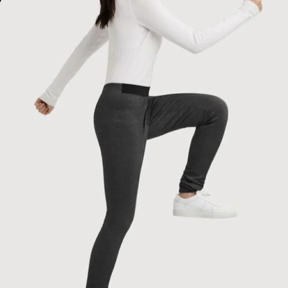 Kit and Ace  Pencil Me In Legging Heathered Gray - Picture 1 of 11